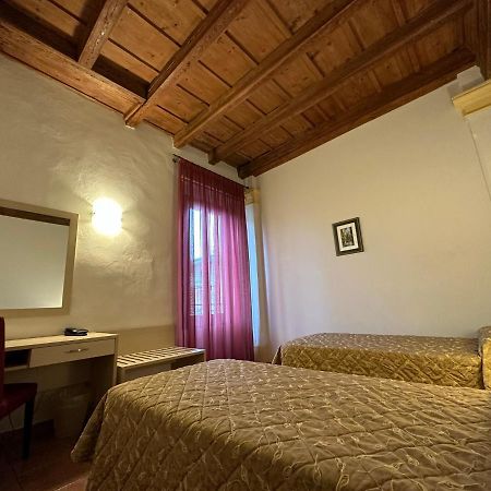 Bed and Breakfast Domus San Bernardino Verona Esterno foto